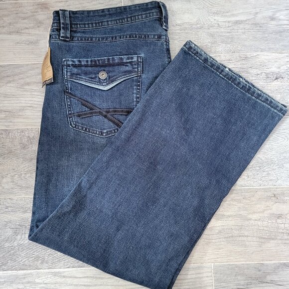 T.K. Axel Blue Jeans Men's 32x30 Denim Stretch Boot Cut Pants NWT - Picture 1 of 6